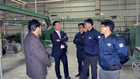 韩国客户参观工厂